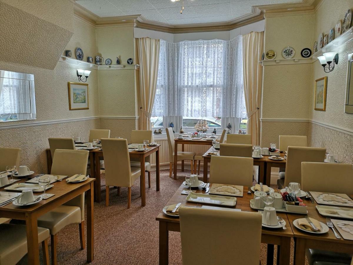 Guest house Sylvern House Scarborough